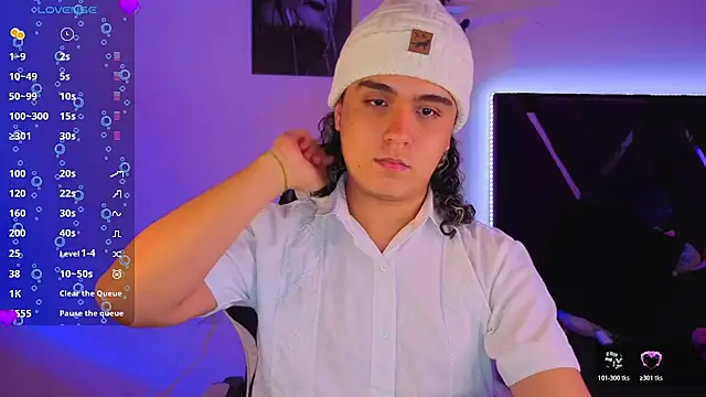 derek greyy  online show from April 2026 08:13:01 PM