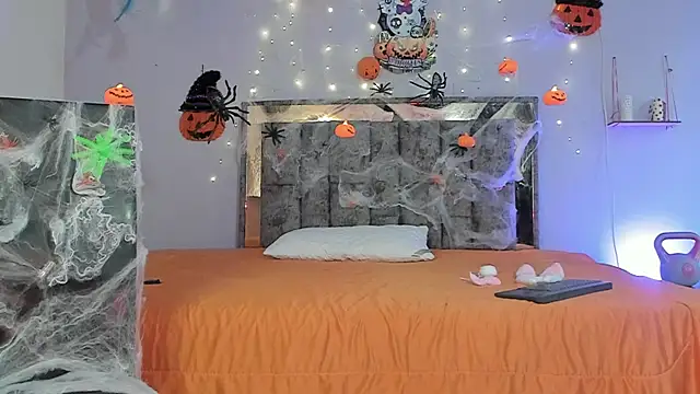 Im letty online show from October 2025 08:05:01 PM