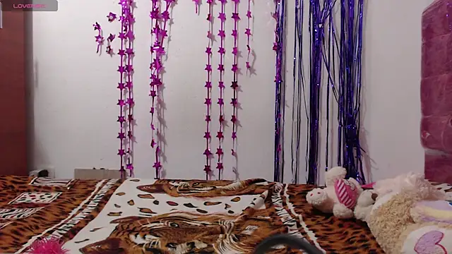 toxic sweet  online show from April 2026 07:15:02 AM