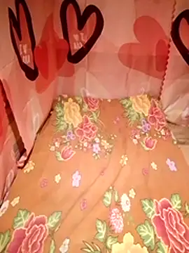 hotmomma8 online show from February 2026 09:00:01 PM