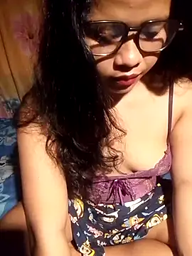 Snapshot of hotmomma8 chatting on July 2026 02:35:01 PM hotmomma8 online show from July 2026 02:35:01 PM