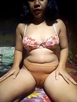 Snapshot of hotmomma8 chatting on November 2025 08:36:01 PM hotmomma8 online show from November 2025 08:36:01 PM