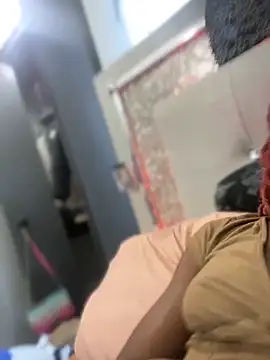 Snapshot of ToyBox96 chatting on November 2025 05:46:01 PM ToyBox96 online show from November 2025 05:46:01 PM