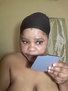 PRINCESSEMELXX93 online show from October 2025 01:28:02 AM