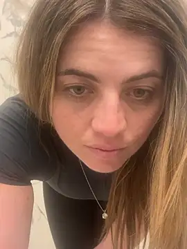 M1l3yD3w online show from April 2026 04:55:01 PM