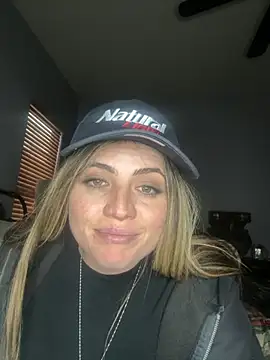 M1l3yD3w online show from November 2025 08:51:01 PM