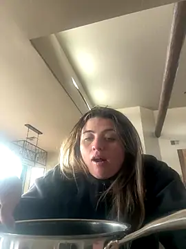 M1l3yD3w online show from November 2025 07:35:02 PM