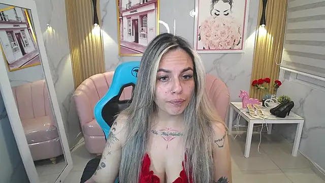Snapshot of Jade_Jones_a chatting on September 2025 03:40:02 AM Jade Jones a online show from September 2025 03:40:02 AM