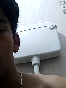 kjohn20 online show from November 2025 05:45:02 AM