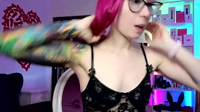 kulteacher online show from April 2026 12:07:02 PM