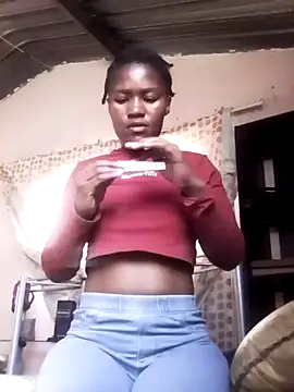 Snapshot of Miss_thorne chatting on October 2025 12:17:02 PM Miss thorne online show from October 2025 12:17:02 PM