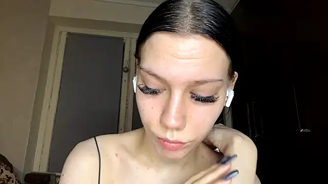 AlfredaBillegas online show from September 2025 08:37:01 PM