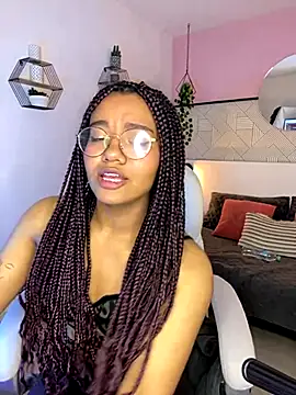 Snapshot of Terry_ebony chatting on October 2025 05:31:01 AM Terry ebony online show from October 2025 05:31:01 AM