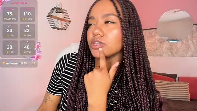 Snapshot of Terry_ebony chatting on October 2025 04:35:01 AM Terry ebony online show from October 2025 04:35:01 AM