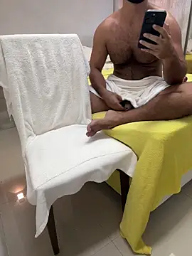 Snapshot of CasadoLutadorBigStuds chatting on February 2026 09:59:02 PM CasadoLutadorBigStuds online show from February 2026 09:59:02 PM