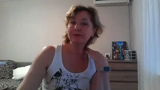 IrynaMolbertx online show from November 2025 01:05:02 PM