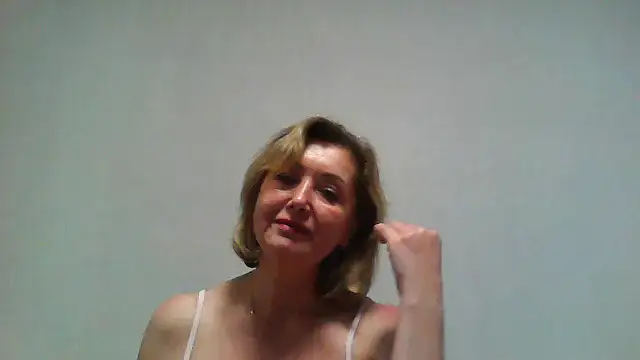 IrynaMolbertx online show from October 2025 07:02:01 PM