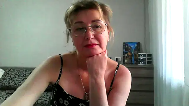 IrynaMolbertx online show from November 2025 09:46:02 AM