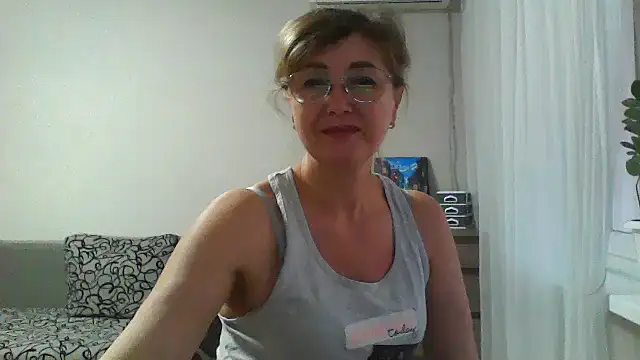 IrynaMolbertx online show from January 2026 01:37:02 PM