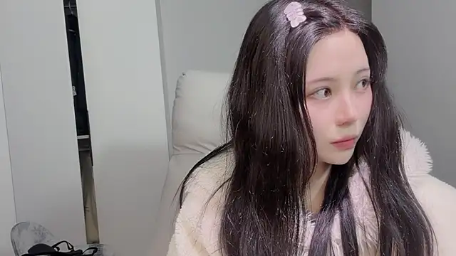 Amy-i online show from March 2026 05:08:01 PM