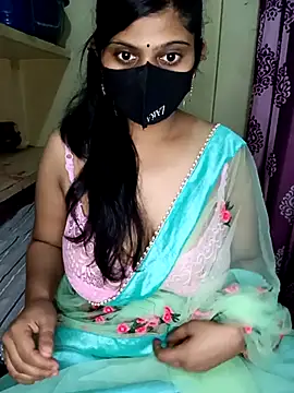 Snapshot of reena502 chatting on October 2025 05:31:02 AM reena502 online show from October 2025 05:31:02 AM