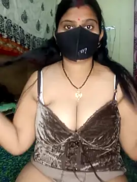 reena502 online show from April 2026 05:20:01 PM