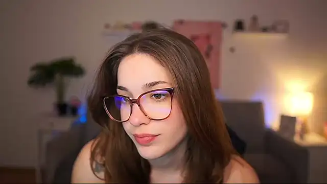 kissie cat online show from March 2026 02:31:01 PM