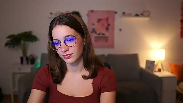 kissie cat online show from October 2025 05:57:02 PM