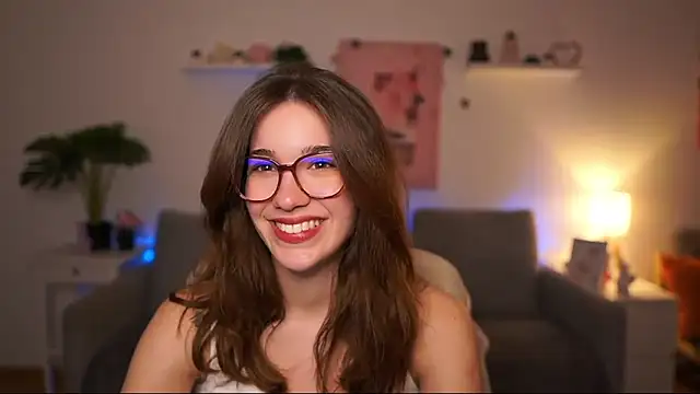 kissie cat online show from March 2026 02:04:01 PM