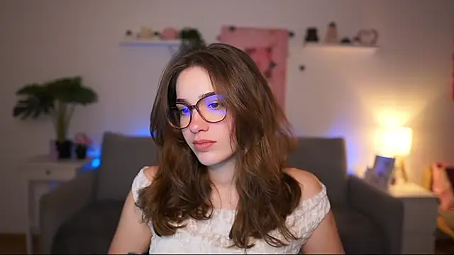 kissie cat online show from February 2026 02:18:02 PM