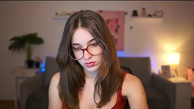 kissie cat online show from February 2026 02:16:02 PM