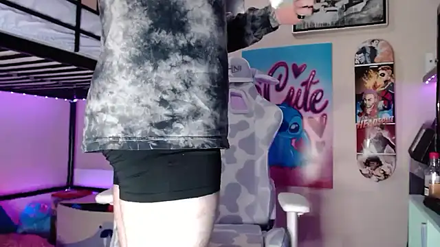 emocouplee666 online show from October 2025 09:55:01 AM