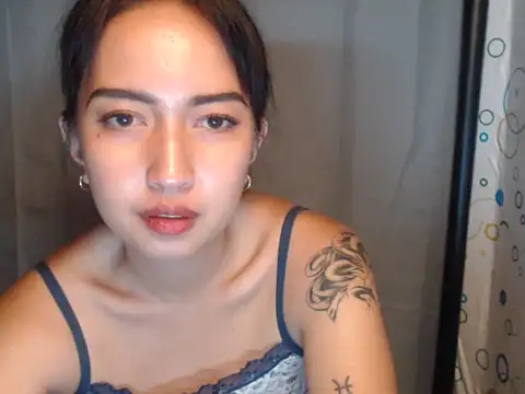 Snapshot of Soft_Angel8 chatting on May 2026 03:29:01 PM Soft Angel8 online show from May 2026 03:29:01 PM