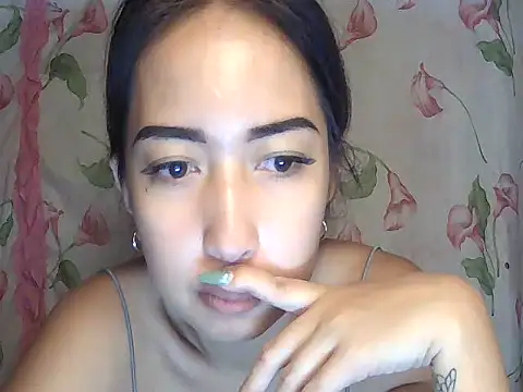 Snapshot of Soft_Angel8 chatting on July 2026 11:07:02 AM Soft Angel8 online show from July 2026 11:07:02 AM