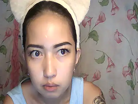 Snapshot of Soft_Angel8 chatting on July 2026 10:05:01 AM Soft Angel8 online show from July 2026 10:05:01 AM