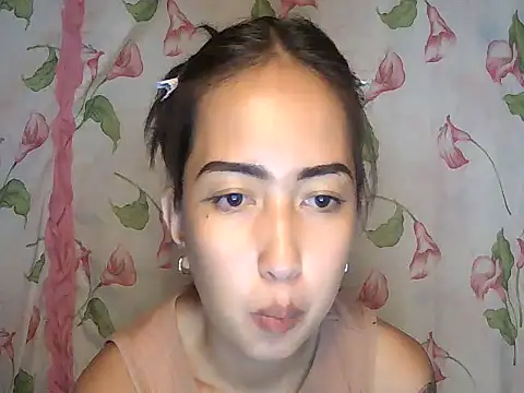 Snapshot of Soft_Angel8 chatting on June 2026 05:24:01 PM Soft Angel8 online show from June 2026 05:24:01 PM