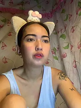 Snapshot of Soft_Angel8 chatting on June 2026 04:23:02 AM Soft Angel8 online show from June 2026 04:23:02 AM