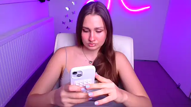 Stefanie Sweet online show from October 2025 12:47:02 PM