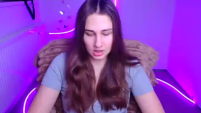 Stefanie Sweet online show from February 2026 06:32:02 AM