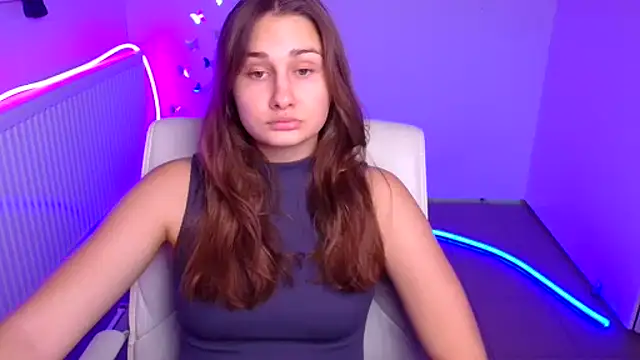 Stefanie Sweet online show from October 2025 05:28:02 AM