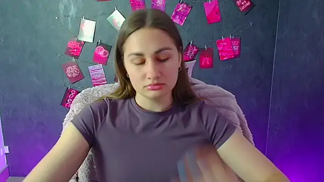 Stefanie Sweet online show from May 2026 05:37:02 AM