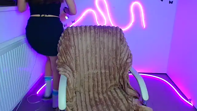 Stefanie Sweet online show from February 2026 12:17:01 PM