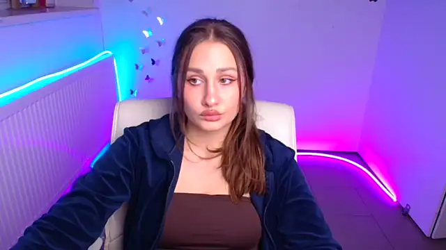 Snapshot of Stefanie_Sweet chatting on October 2025 11:45:02 AM Stefanie Sweet online show from October 2025 11:45:02 AM