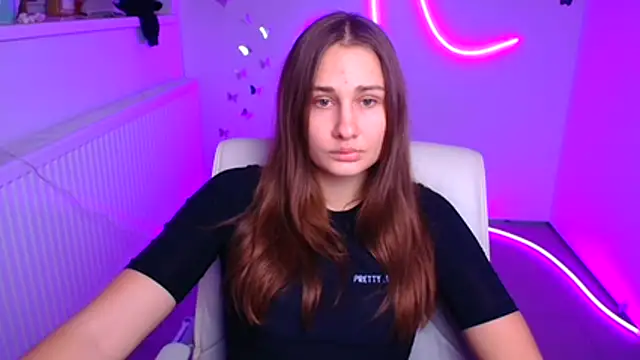 Stefanie Sweet online show from November 2025 06:50:02 AM