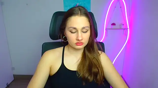 Stefanie Sweet online show from March 2026 07:04:02 PM