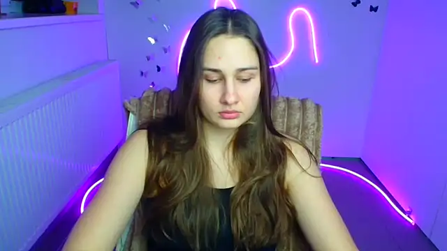 Stefanie Sweet online show from February 2026 12:18:02 PM