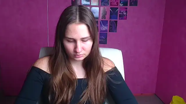 Stefanie Sweet online show from December 2025 06:48:01 AM