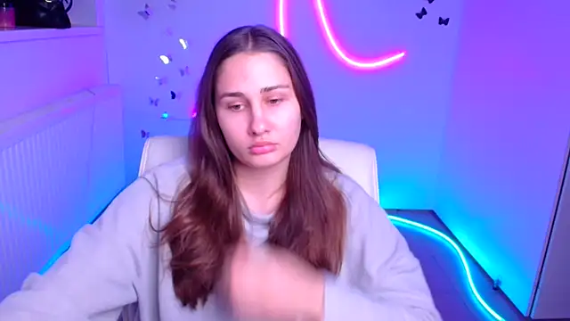 Stefanie Sweet online show from November 2025 06:57:01 AM