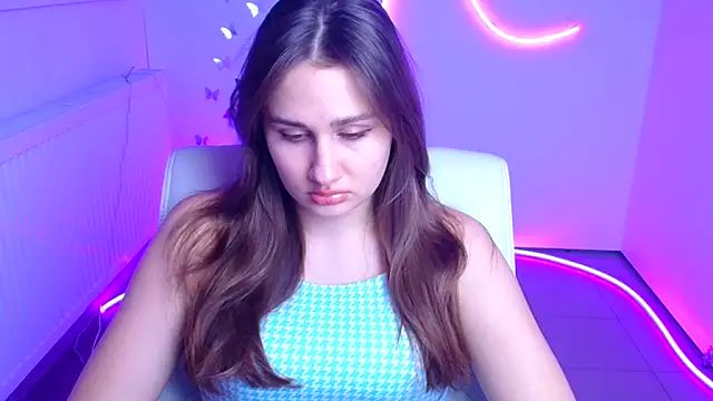 Stefanie Sweet online show from December 2025 12:40:02 PM