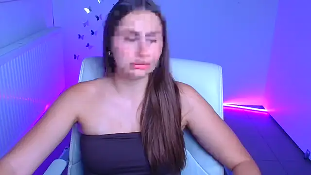 Snapshot of Stefanie_Sweet chatting on September 2025 11:39:02 AM Stefanie Sweet online show from September 2025 11:39:02 AM